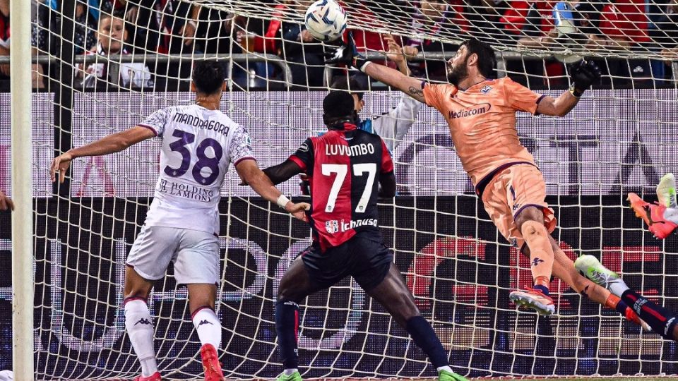 Fiorentina remonta al Cagliari en la última jornada de Serie A.