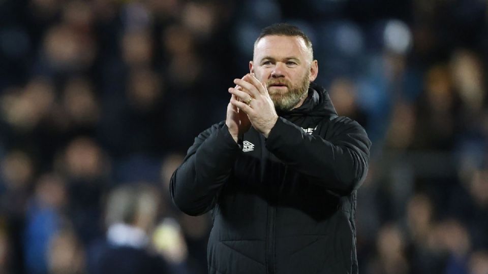 Wayne Rooney ficha como entrenador por el Plymouth, del Championship