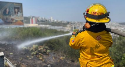 Incendio en avenida Rogelio Cantú alarma a automovilistas