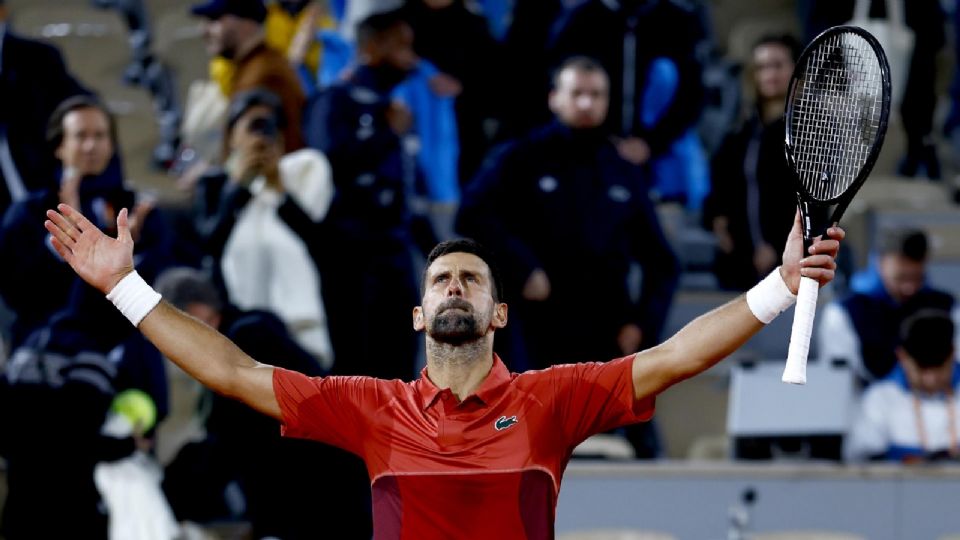 Novak Djokovic supera la primera ronda de París