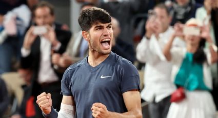 Carlos Alcaraz sufre para pasar a la tercera ronda de Roland Garros