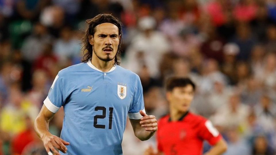 Edinson Cavani dice adiós a Uruguay tras 136 partidos y 58 goles, siendo el tercer jugador con más presencias en la historia del combinado nacional.