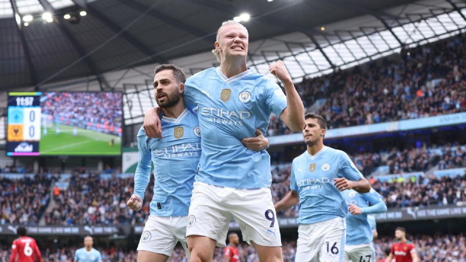 Erling Haaland festejando los goles ante el Wolves en la Premier.