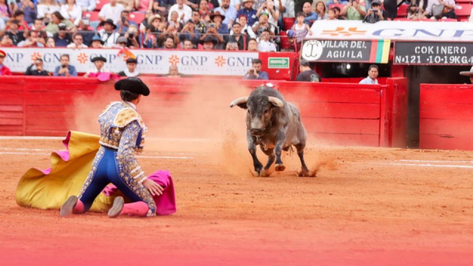 Corrida de toros en la Plaza México.