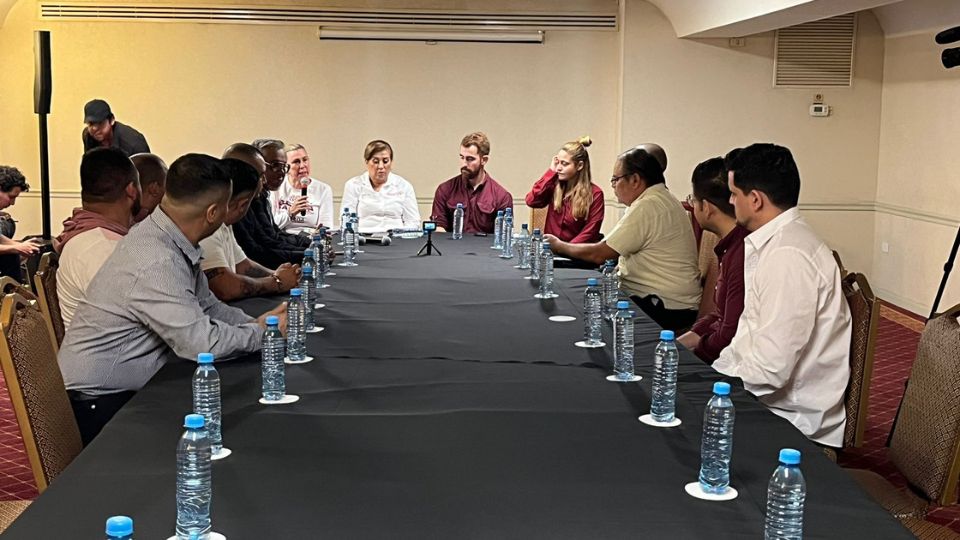 Mauricio Fernández fue uno de los políticos de Morena que se dio cita a la reunión