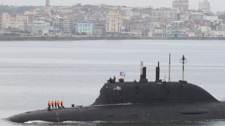 Llega a Cuba flotilla rusa con submarino nuclear