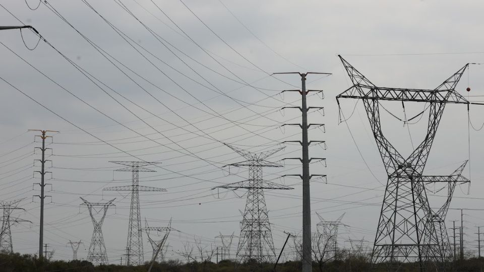 Torres de alta tensión en Nuevo León