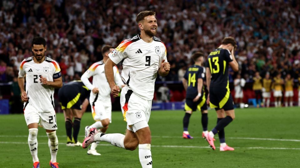 Niclas Fuellkrug de Alemania celebra haber marcado el gol que puso el marcador 4-0 durante el partido del Grupo A de la UEFA EURO 2024 entre Alemania y Escocia.