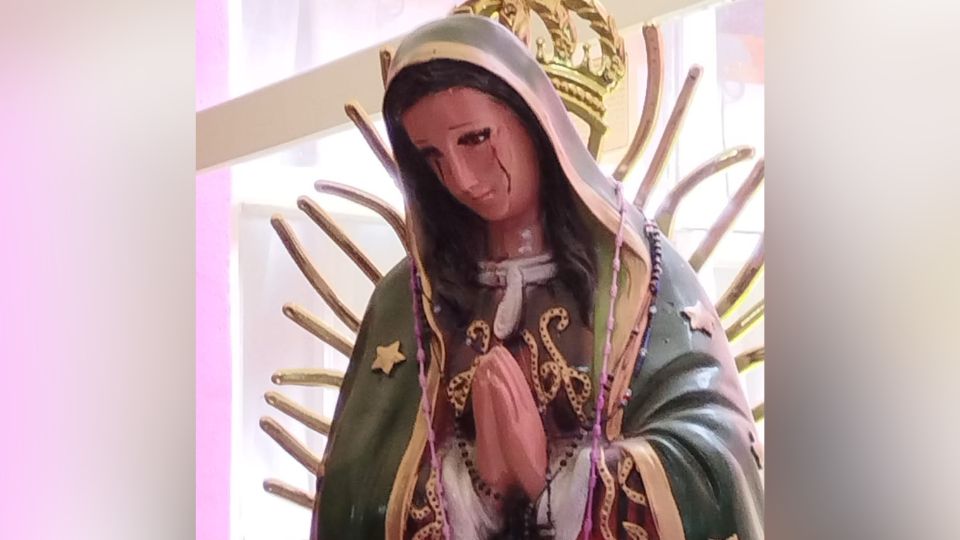 Imagen de la Virgen de Guadalupe que, supuestamente, derrama lágrimas de sangre | Facebook / Miguel Angel Melchor Raya