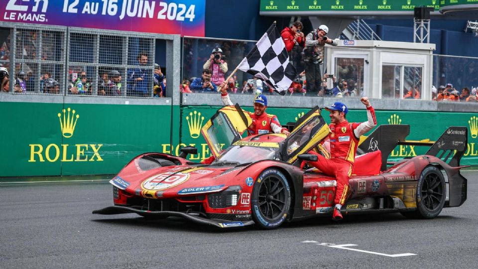 El Ferrari pilotado por el español Miguel Molina, el italiano Antonio Fuoco y el danés Nicklas Nielsen se impuso este domingo en la 92ª Edición de las 24 Horas de Le Mans.