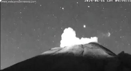 Video: Captan extraña luz saliendo del Popocatépetl