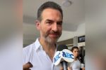 Agradezco a quienes me han abierto las puertas de su casa y corazón: Adrián de la Garza