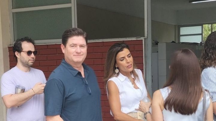 Captan a Rodrigo Medina votando en casilla de San Pedro