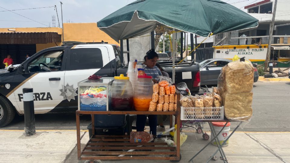 Comerciantes de Monterrey aprovechan jornada electoral para incrementar ventas.