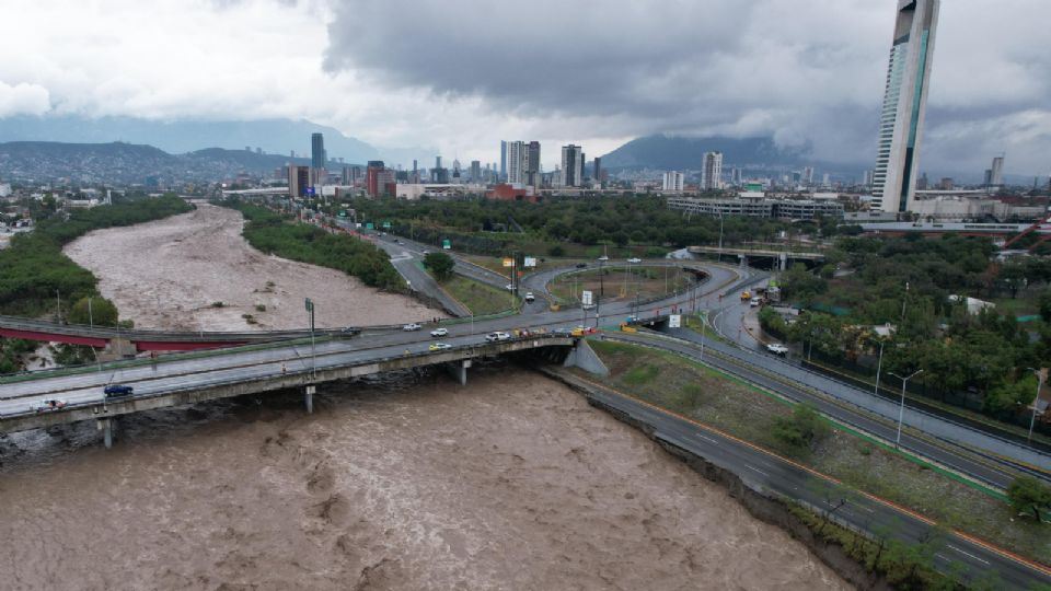 Las lluvias de Alberto dejaron una creciente en el río Santa Catarina.