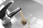 ¡No la bebas! Esto puede ocurrirte si tomas agua turbia