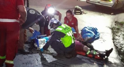 Madre e hija mueren al volcarse en auto y caer a presa La Boca