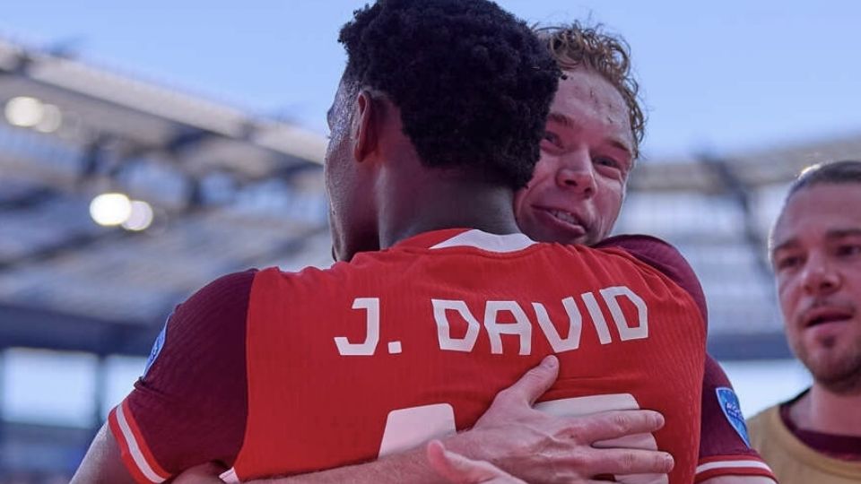 Jonathan David celebra su anotación en el duelo de Canadá ante Perú en la Copa América