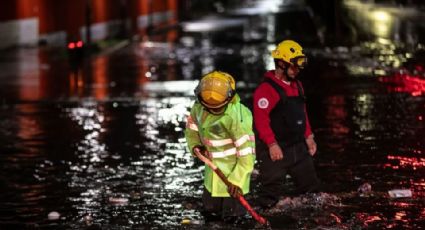 Video: Fuerte lluvia inunda calles de Guadalajara, Jalisco