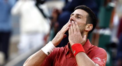 Roland Garros: Novak Djokovic avanza a cuartos de final…Pero se lesiona la rodilla