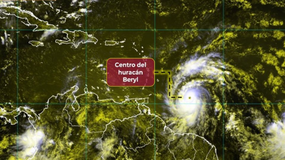 Imagen satelital del huracán Beryl.