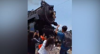 Mujer muere al tomarse una selfie y ser golpeada por la locomotora Empress 2816 en Hidalgo