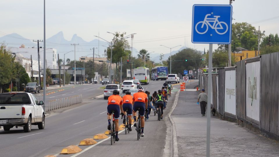 Ciclistas usan Vía Libre en San Pedro | Municipio de San Pedro Garza García