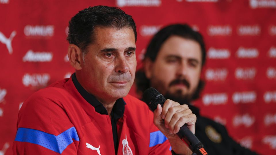 Chivas anuncia la creación del Comité Técnico Deportivo tras salida de Fernando Hierro.