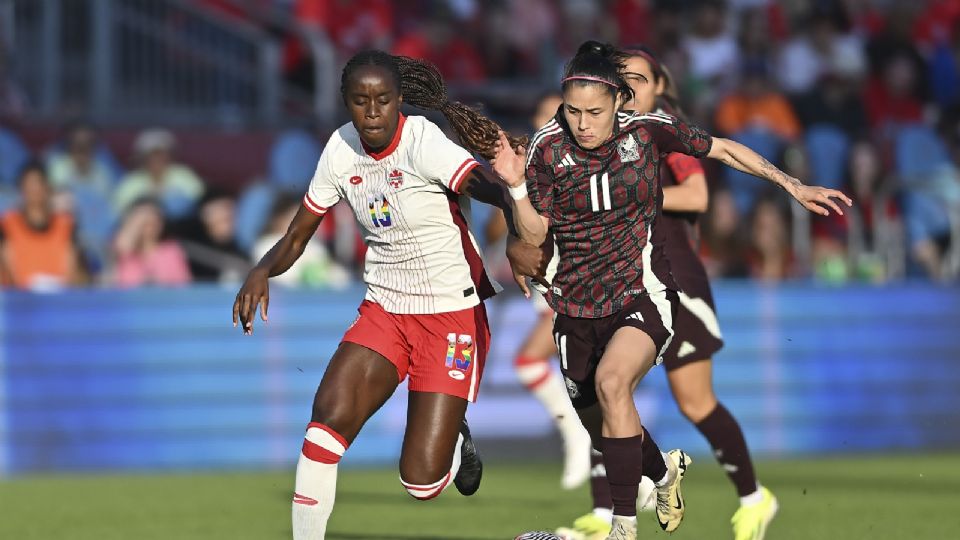 Selección Femenil rescata empate ante Canadá 1-1.