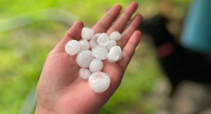 Tras intenso calor, cae granizo en Santa Catarina