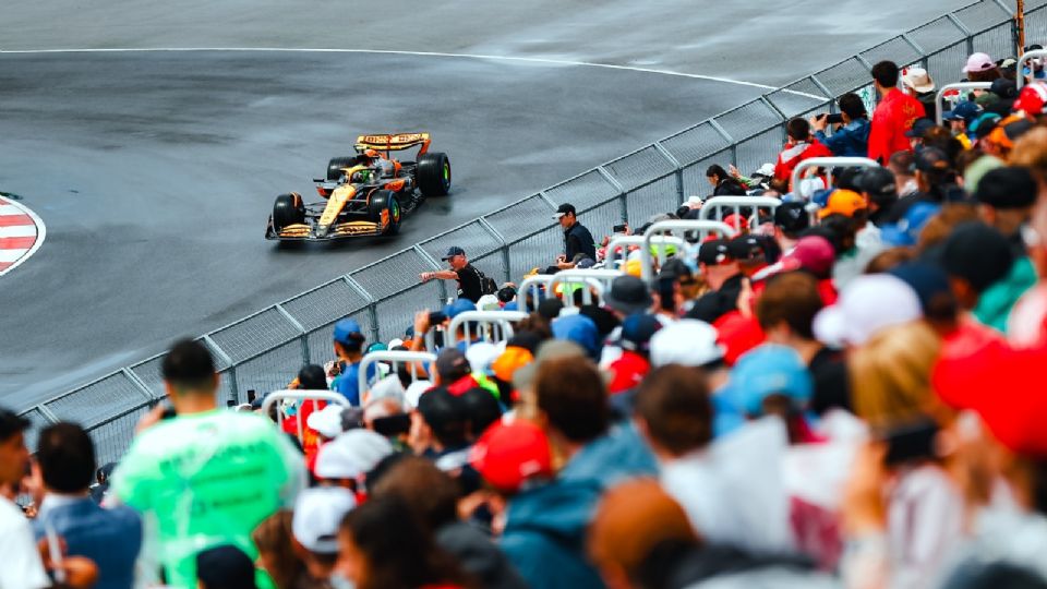 Lando Norris (McLaren) se impone en una sesión marcada por la lluvia y en la que apenas se rodó