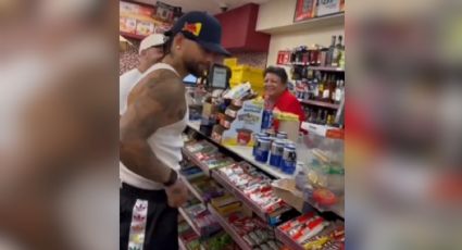 Captan a Maluma comprando cerveza en tienda de conveniencia en Monterrey