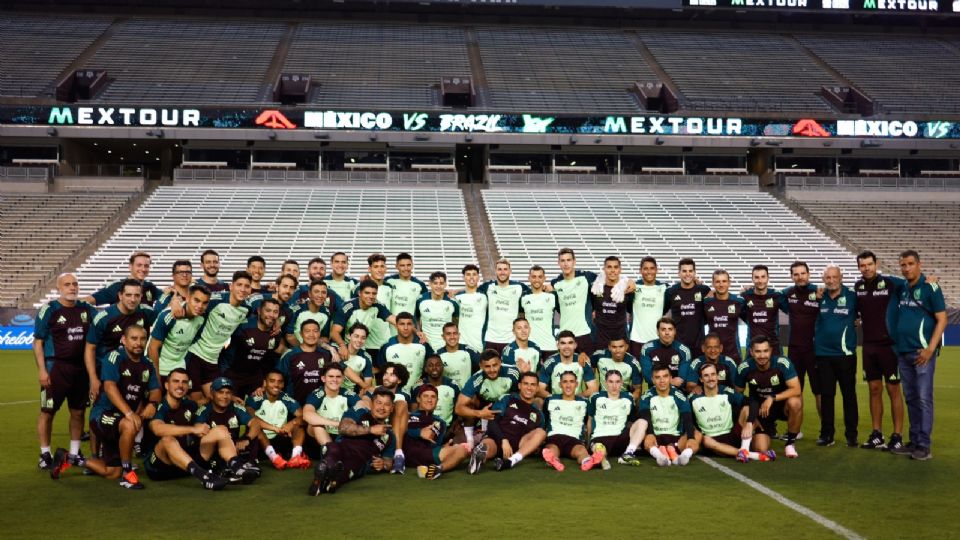 La Selección Nacional Mexicana en su último entrenamiento previo al amistoso contra Brasil