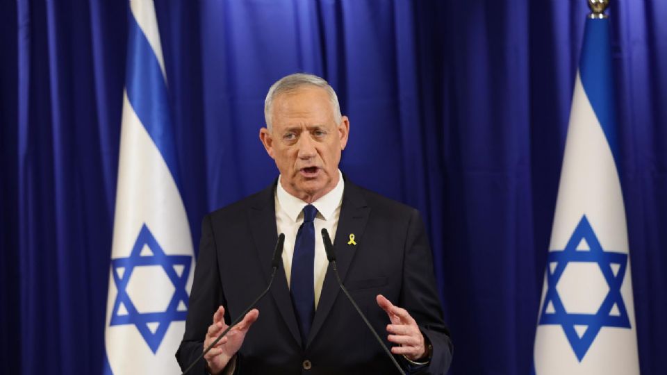 Dimite ministro del Gabinete de Guerra israelí, Benny Gantz