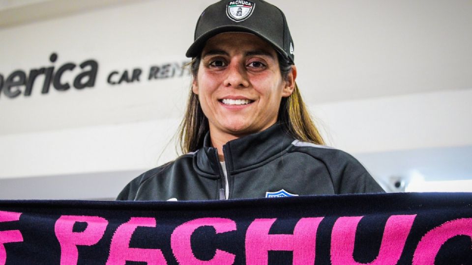 La exjugadora del Real Madrid, Kenti Robles, se une a las Tuzas de Pachuca con la ilusión de disfrutar el fútbol y aportar su experiencia al equipo.