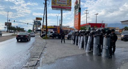 Fuerza Civil llega a la avenida Heberto Castillo para impedir bloqueo de vecinos