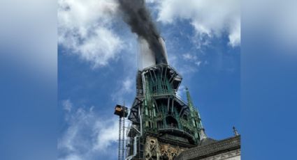 Controlan incendio en la catedral de Ruan en Francia