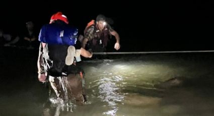 Lluvia sorprende a 11 senderistas y quedan atrapados en río Ramos