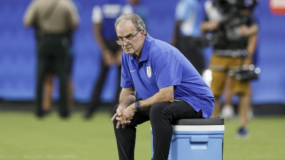 Marcelo Bielsa, seleccionador de Uruguay, lanzó una dura crítica contra la Conmebol.