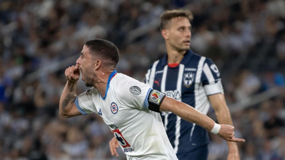 Ignacio Rivero marcó el primer gol de la noche.