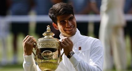 Carlos Alcaraz aplasta a Djokovic y conquista Wimbledon; su cuarto Grand Slam