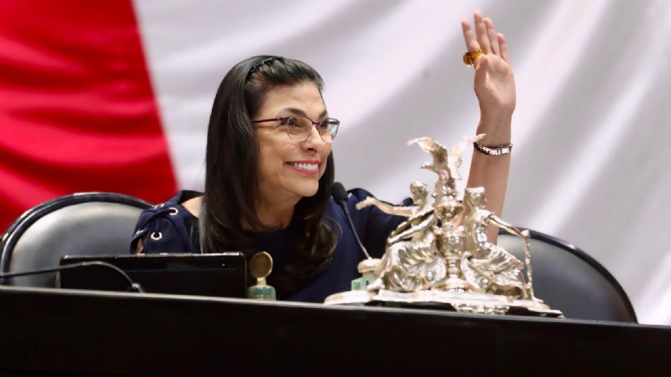 Marcela Guerra, presidenta de la Mesa Directiva de la Cámara de Diputados.