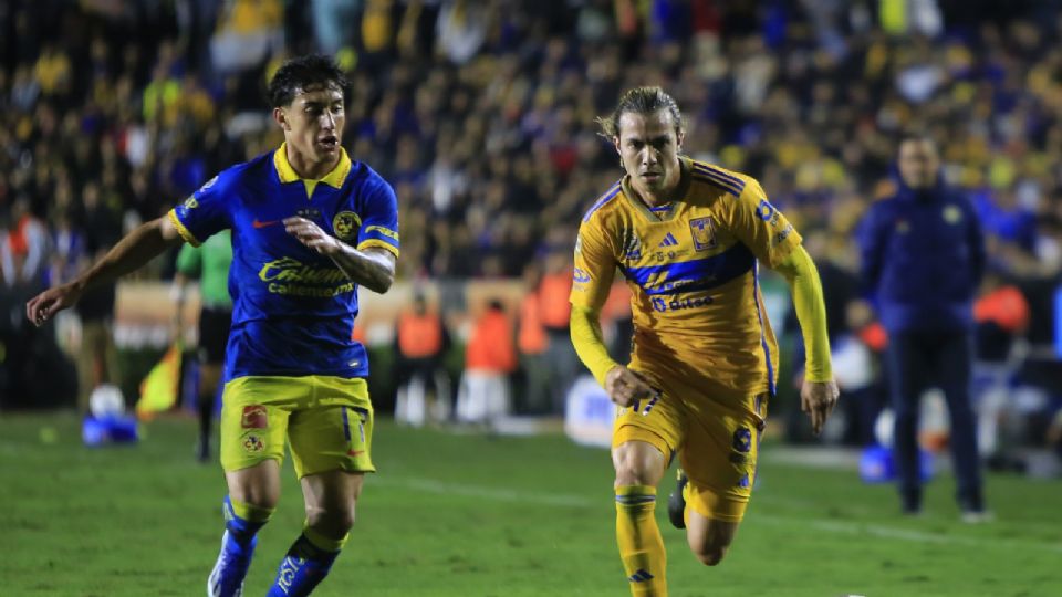 Alejandro Zendejas del América y Francisco Córdova del Tigres.