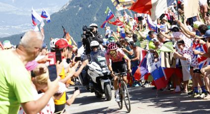 Carapaz brilla en los Alpes y conquista la etapa 17 del Tour de Francia