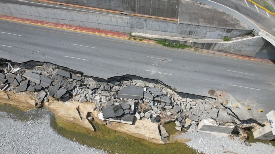 Daños en avenida Constitución