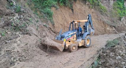 Reabren carretera a Cola de Caballo tras deslave