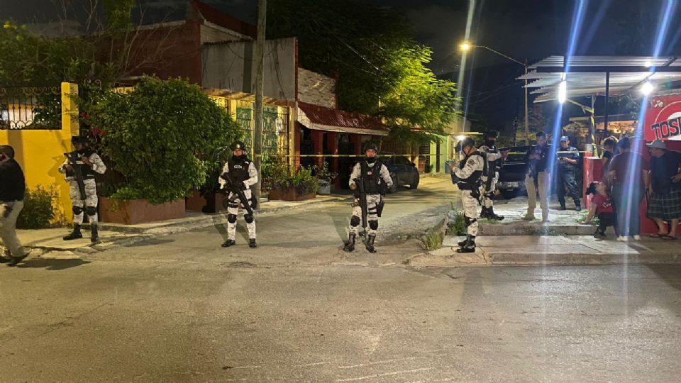 Ejecutan a 3 hombres en Escobedo.