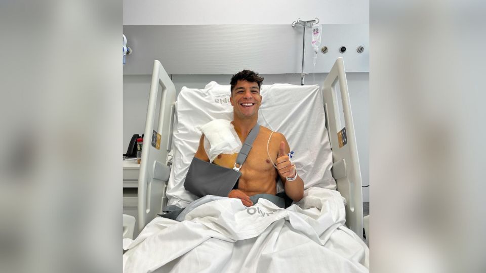 Óliver Torres continúa su recuperación.