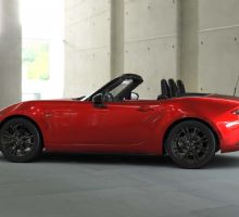 Mazda procederá legalmente contra joven que intentó comprar auto en 519 pesos