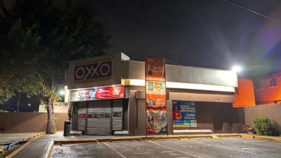 Cierre de una sucursal de Oxxo.